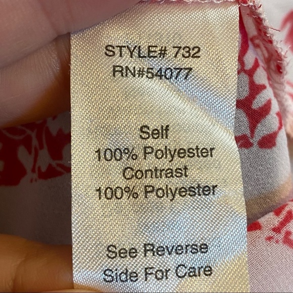 CAbi #732 Semi Sheer Coquette Red White Geometric Blouse Size Medium‎ - Picture 9 of 10